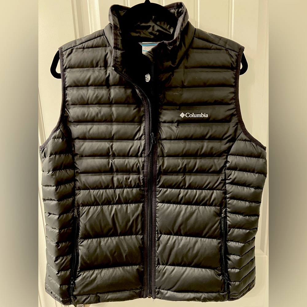 Women’s Columbia vest